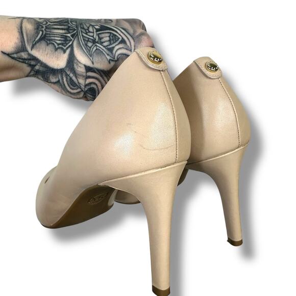 MICHAEL Michael Kores MK Light Blush Alina Flex Leather Pointed-Toe Heel Pumps - Picture 9 of 9